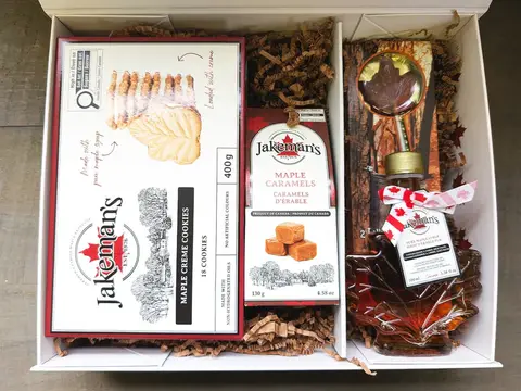 150th Anniversary Pure Canadian Maple Gift Box by Jakeman's Maple